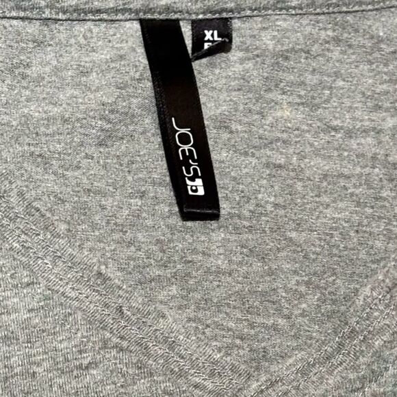 JOE'S Jeans Grey V Neck T-shirt - Picture 2 of 3